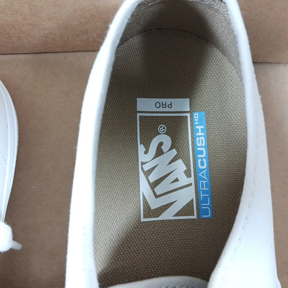 Vans authentic pro